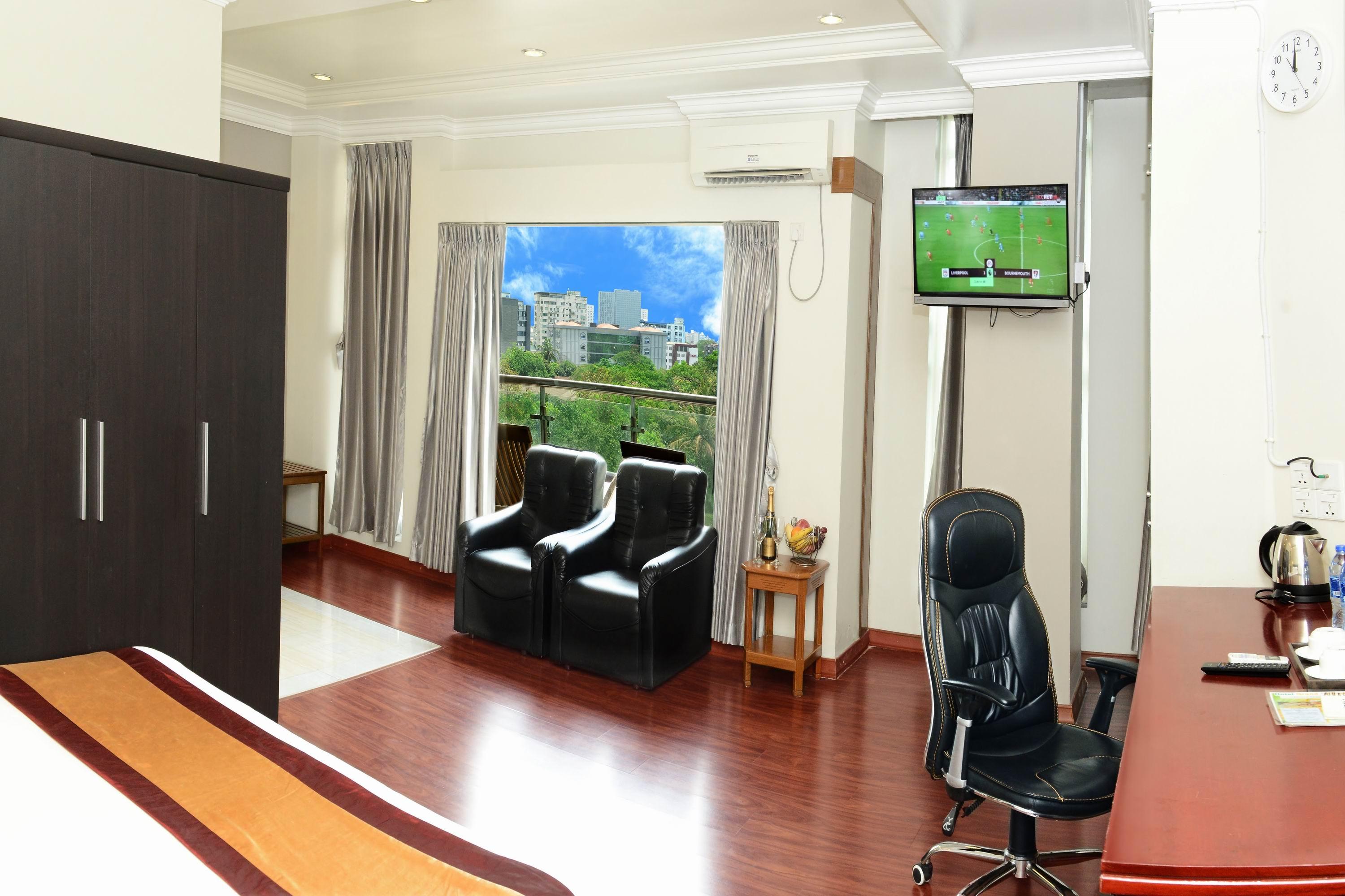 Hotel Grand United - Ahlone Branch Rangun Zewnętrze zdjęcie